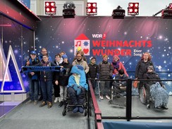 Die Klasse Stephen Hawking beim WDR 2-Weihnachtswunder.