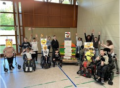 Gruppenfoto zum Kinderschutzparcours